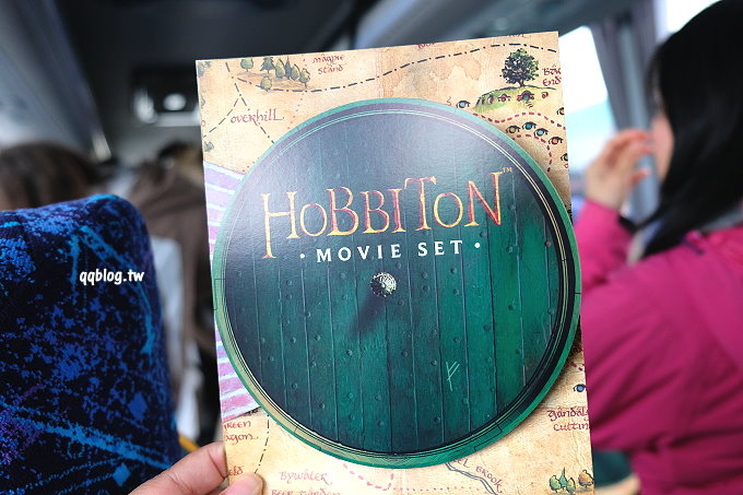 紐西蘭北島︱電影魔戒『Hobbiton哈比村』+全球八奇景的『懷托摩藍光螢火蟲鐘乳石洞』一日遊，北島必訪景點推薦 @QQ的懶骨頭