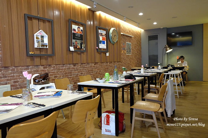 台中西區︱稻旅人 Dao.traveller．結合台式和荷蘭料理的荷蘭餐廳，平日還有商業午餐，非常的划算 @QQ的懶骨頭