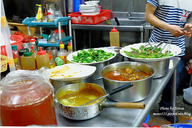 【台中．忠孝夜市】中南半島 越南料理．忠孝路夜市裡的平價越南料理，好吃又便宜，多點幾道不傷荷包又可以吃很飽 @QQ的懶骨頭