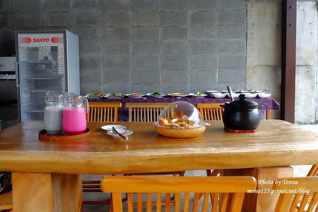 宜蘭五結住宿︱43會館，不用搭飛機出國就可以在台灣體驗到原汁原味的峇里島風格villa，有私人游泳池、發呆亭和豪華的視聽設備，更有豐盛的下午茶和早餐，舒適的環境讓人彷彿置身在峇里島 @QQ的懶骨頭