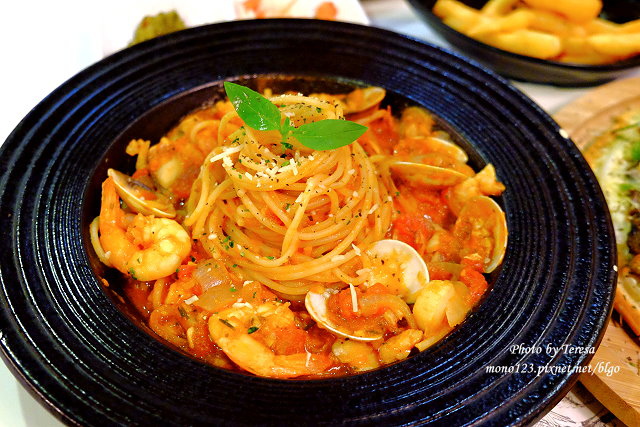 【台中大里】阿喜 Ahis pasta．大里地區平價義式料理，雖然有點偏台式，但很有自己的特色 @QQ的懶骨頭