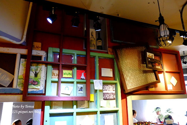台中北區︱HUN 混．一中商圈超人氣義式餐廳，有工業風的復古用餐環境，和好吃的義大利麵 @QQ的懶骨頭