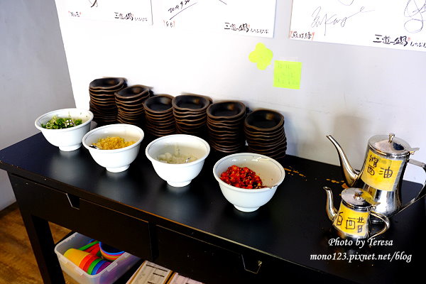 台中西區︱三道一鍋日式極品涮涮鍋．標準的日式鍋物，不以湯頭取勝，重點是食材…(已歇業) @QQ的懶骨頭