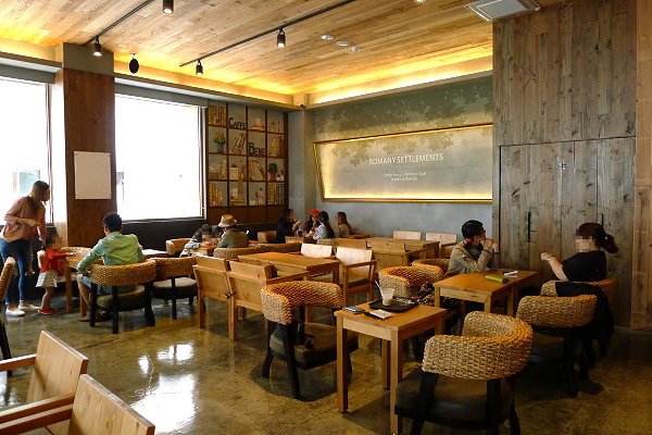 【台中西區．下午茶】Caff`e bene．韓系咖啡廳終於來台中了(已歇業) @QQ的懶骨頭