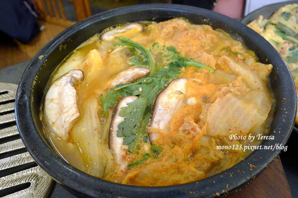 台中西屯︱三元花園餐廳．好吃但貴松松的韓國料理 @QQ的懶骨頭
