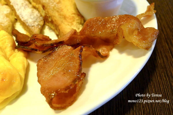 【台中西屯區．早午餐】Burger Joint 7分SO美式廚房．台中超人氣早午餐 @QQ的懶骨頭