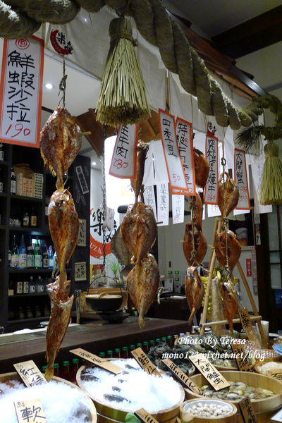 【台中北屯．日式料理】樂座炉端燒Rakuza Robatayaki．新鮮食材看得到，吃巧不吃飽的日式居酒屋 @QQ的懶骨頭
