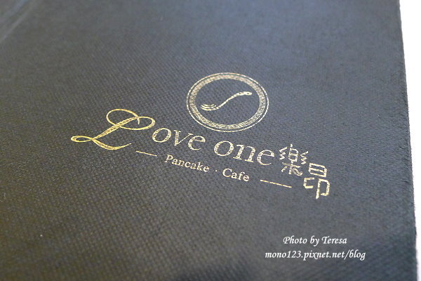 【台中西屯區下午茶】樂昂咖啡 Love One Pancake Cafe．蜜糖領結還是最吸睛 @QQ的懶骨頭