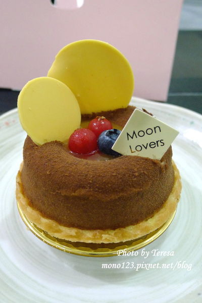 【台中西區．甜點】月の戀人Moon Lovers．好吃又可愛的兔子蛋糕 @QQ的懶骨頭