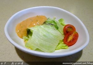 1513208370-e23fa9f1ff14d934f8975702b23abece @QQ的懶骨頭