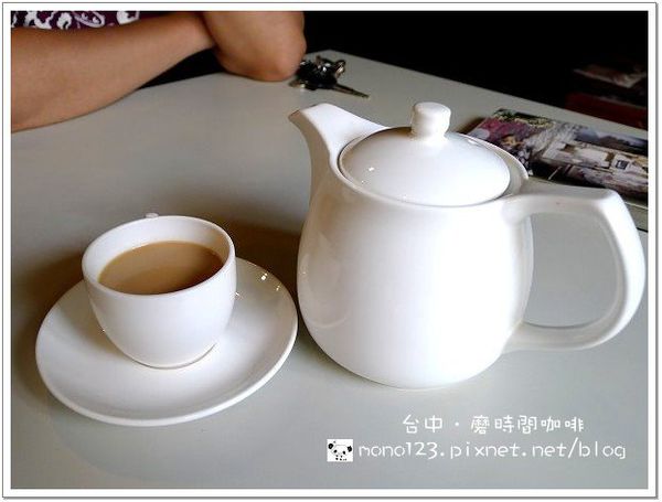 【台中下午茶】 Moment 磨時間咖啡館．在moment裡磨時間(已歇業) @QQ的懶骨頭