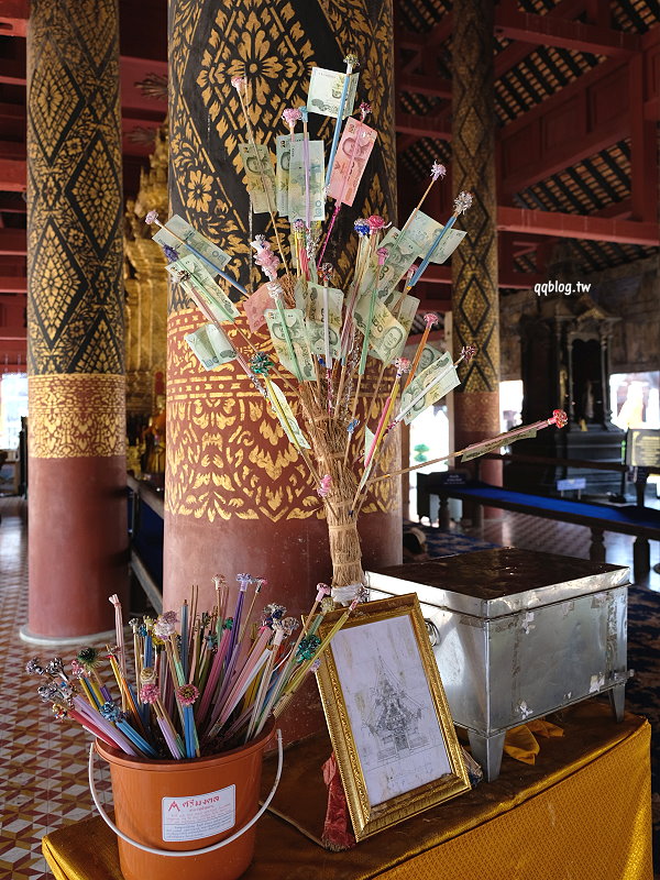 泰國清邁︱南邦一日遊，Wat Phra That Lampang Luang、TUK PAK Thai Cuisine吃午餐、通堅市場找野味 @QQ的懶骨頭