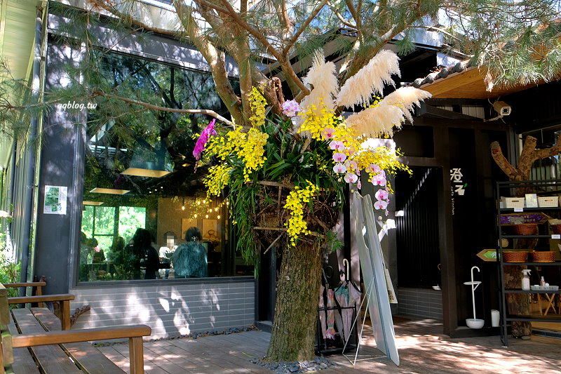 台中北屯︱鹿寮享自在 Deer Farms．玻璃屋景觀餐廳，餐點精緻吃的是食物的原味 @QQ的懶骨頭