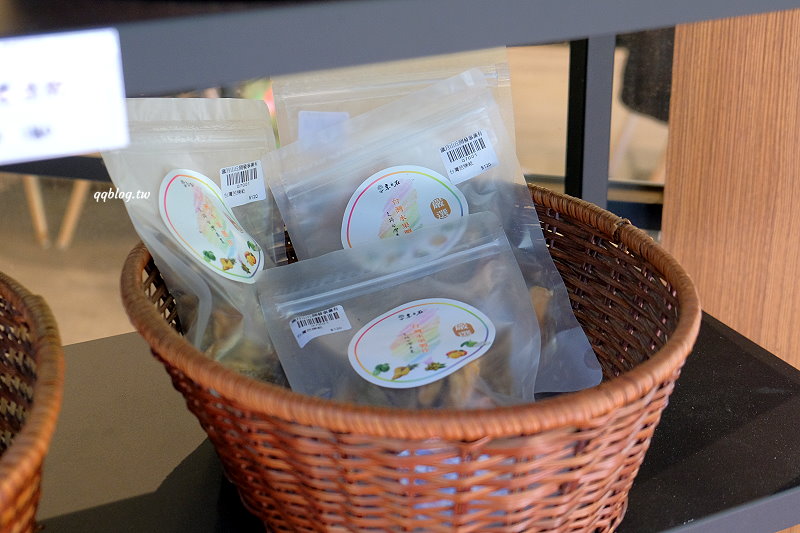 台中北屯︱鹿寮享自在 Deer Farms．玻璃屋景觀餐廳，餐點精緻吃的是食物的原味 @QQ的懶骨頭