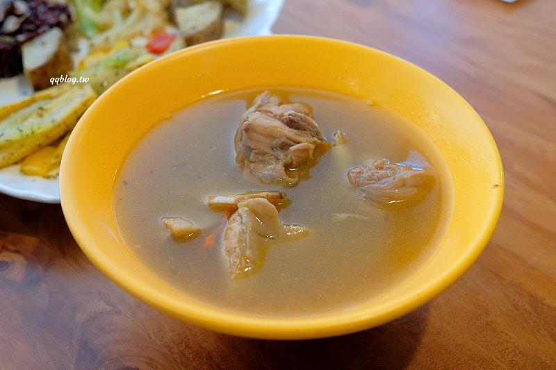 台中北屯︱鹿寮享自在 Deer Farms．玻璃屋景觀餐廳，餐點精緻吃的是食物的原味 @QQ的懶骨頭