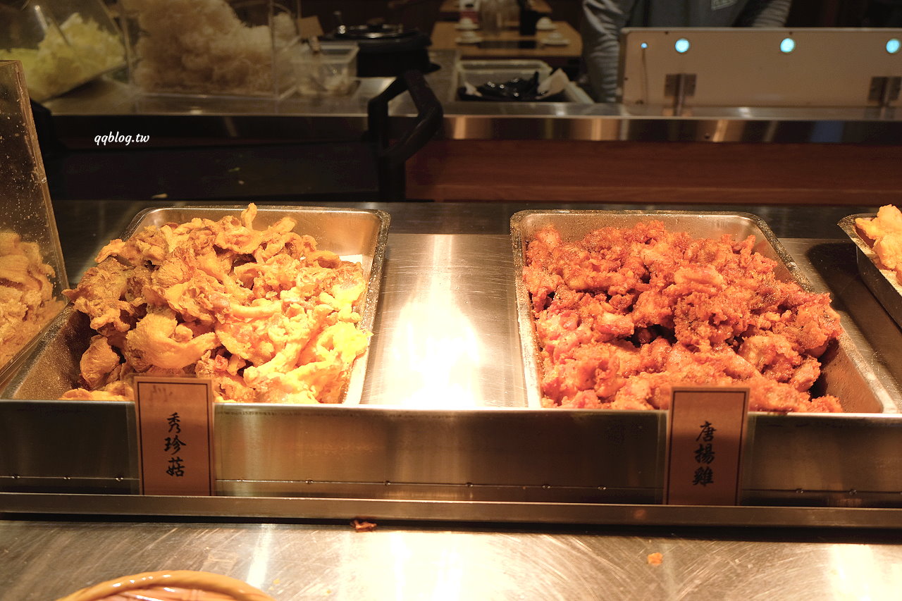 台中北屯︱牛比蔥壽喜燒吃到飽專門店．8種湯底可以選擇，還有9種肉品+蔬菜吧無限供應 @QQ的懶骨頭