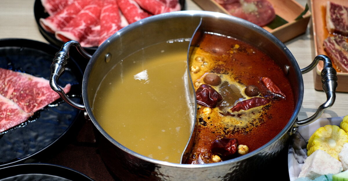 台中北屯︱有之和牛 鍋物放題@台中松竹店．平日午餐788元起就有澳洲和牛、蔬菜吧、飲料吃到飽，+99元還可以吃烤肉 @QQ的懶骨頭