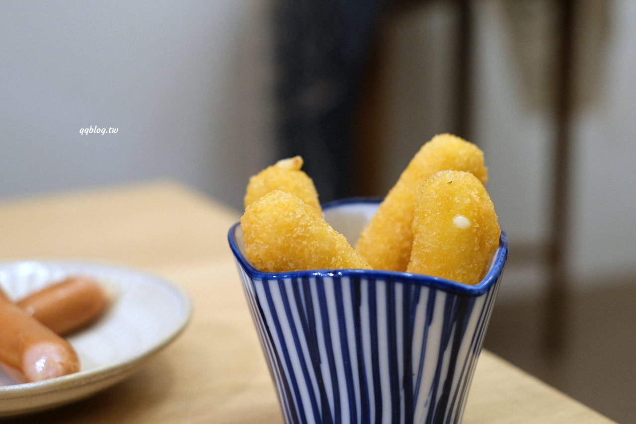 台中西區︱一人一伴 ともだち ．日式文青風格老宅早午餐，近台中教育大學 @QQ的懶骨頭