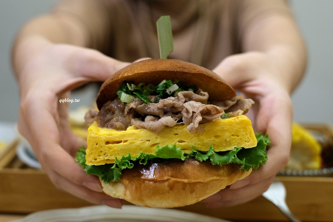 台中西區︱一人一伴 ともだち ．日式文青風格老宅早午餐，近台中教育大學 @QQ的懶骨頭