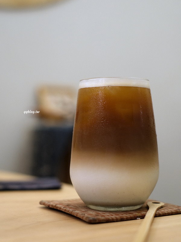 台中西區︱一人一伴 ともだち ．日式文青風格老宅早午餐，近台中教育大學 @QQ的懶骨頭