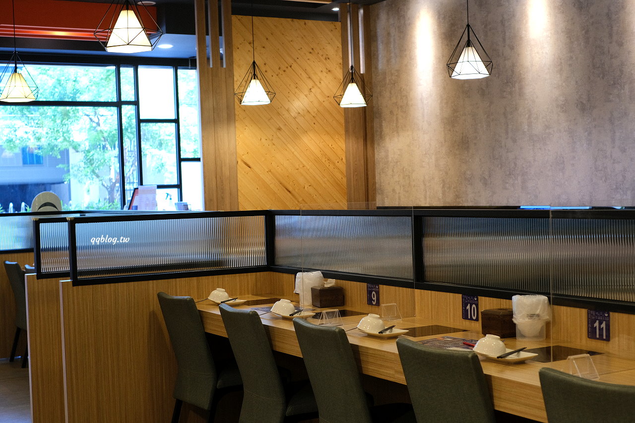 台中北屯︱天童本湯鍋物．標榜使用天然食材熬煮16小時的湯底，肉控可以選擇加倍肉，近大坑九號步道、廍子公園 @QQ的懶骨頭