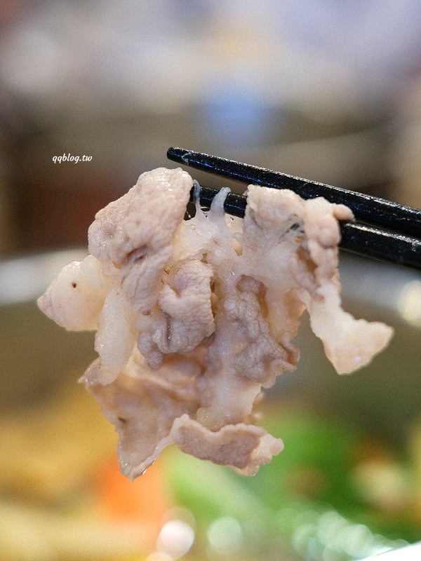 台中北屯︱天童本湯鍋物．標榜使用天然食材熬煮16小時的湯底，肉控可以選擇加倍肉，近大坑九號步道、廍子公園 @QQ的懶骨頭