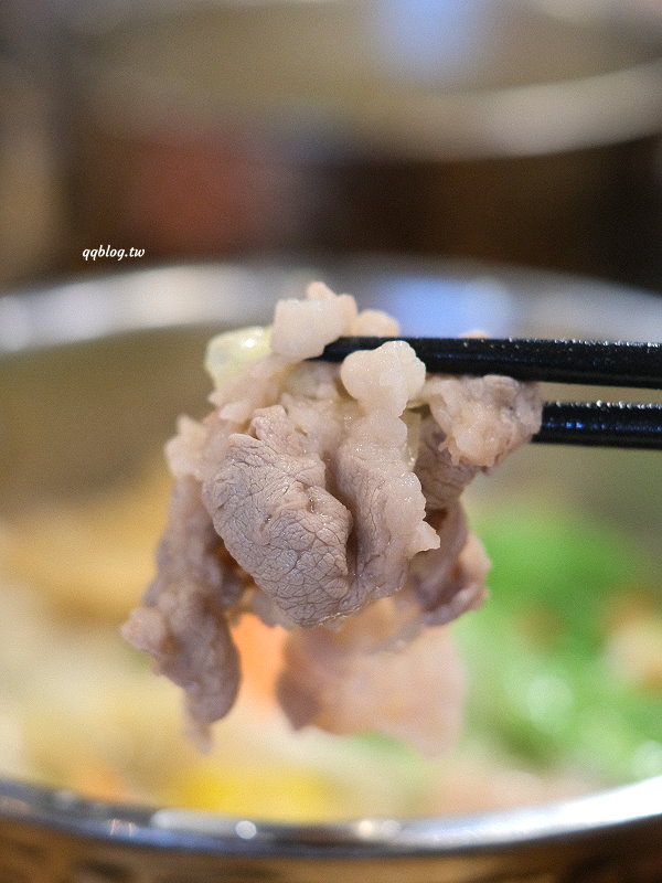 台中北屯︱天童本湯鍋物．標榜使用天然食材熬煮16小時的湯底，肉控可以選擇加倍肉，近大坑九號步道、廍子公園 @QQ的懶骨頭