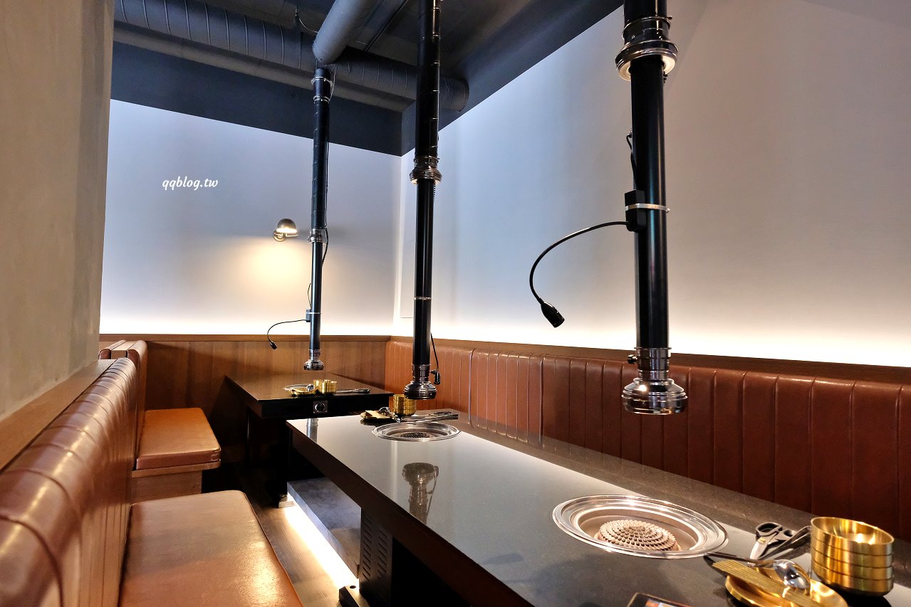 台中南屯︱燒肉滋滋ZIZI．韓式咖啡廳風格的燒肉店，質感升級、餐點好吃，近南屯交流道 @QQ的懶骨頭