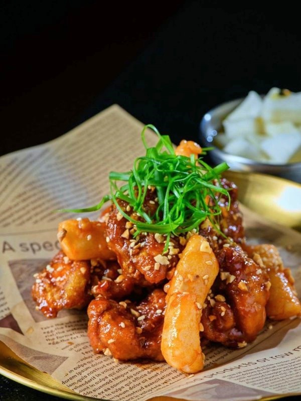 台中南屯︱燒肉滋滋ZIZI．韓式咖啡廳風格的燒肉店，質感升級、餐點好吃，近南屯交流道 @QQ的懶骨頭