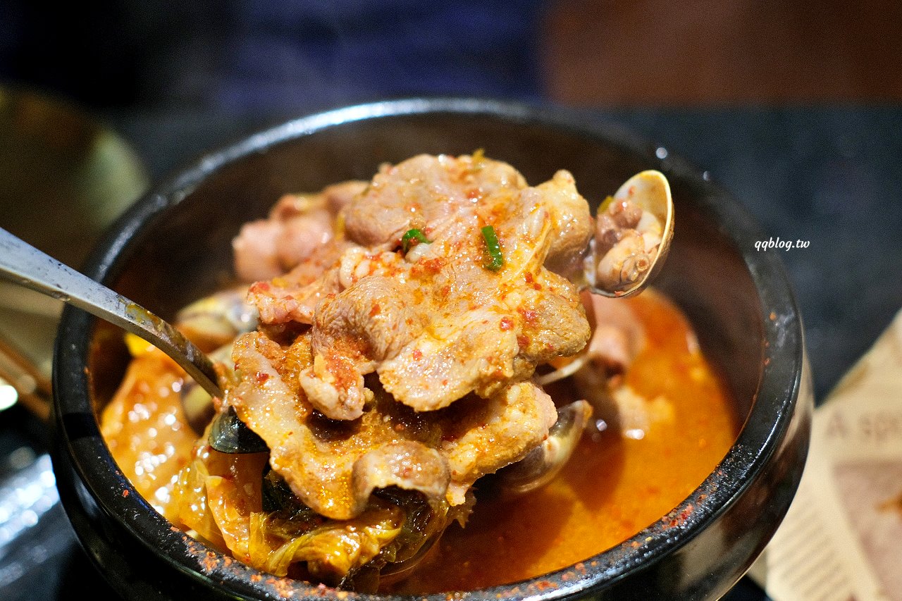 台中南屯︱燒肉滋滋ZIZI．韓式咖啡廳風格的燒肉店，質感升級、餐點好吃，近南屯交流道 @QQ的懶骨頭