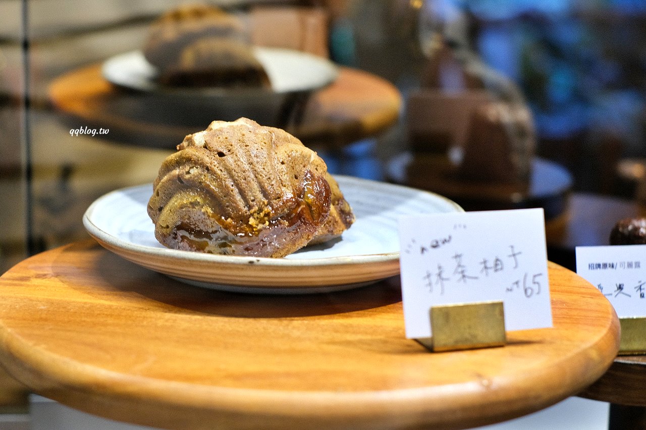 台南中西區︱伯虎在旗樓．恆春超人氣名店台南分店在蝸牛巷裡，專賣肉桂捲、可頌和可麗露(已歇業) @QQ的懶骨頭