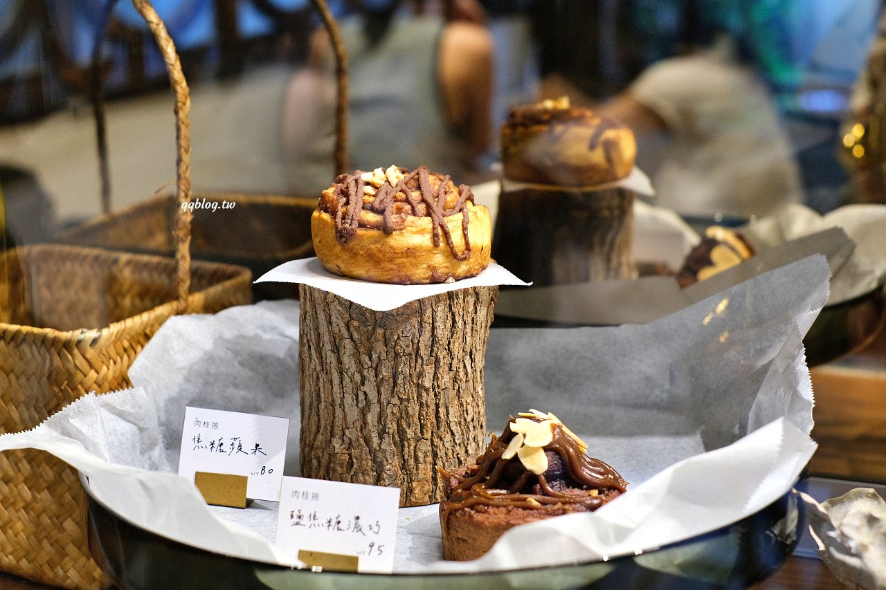 台南中西區︱伯虎在旗樓．恆春超人氣名店台南分店在蝸牛巷裡，專賣肉桂捲、可頌和可麗露(已歇業) @QQ的懶骨頭