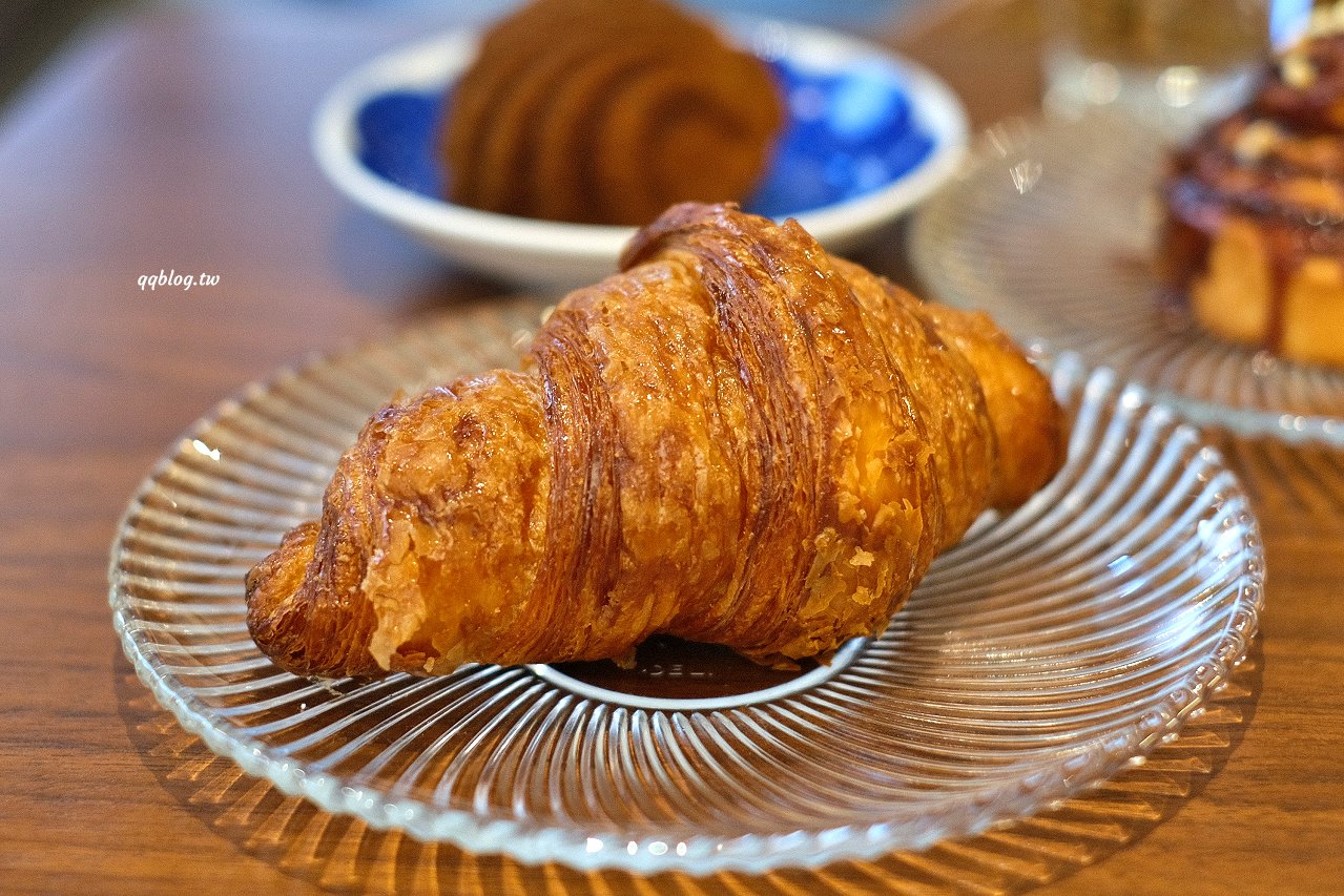 台南中西區︱伯虎在旗樓．恆春超人氣名店台南分店在蝸牛巷裡，專賣肉桂捲、可頌和可麗露(已歇業) @QQ的懶骨頭