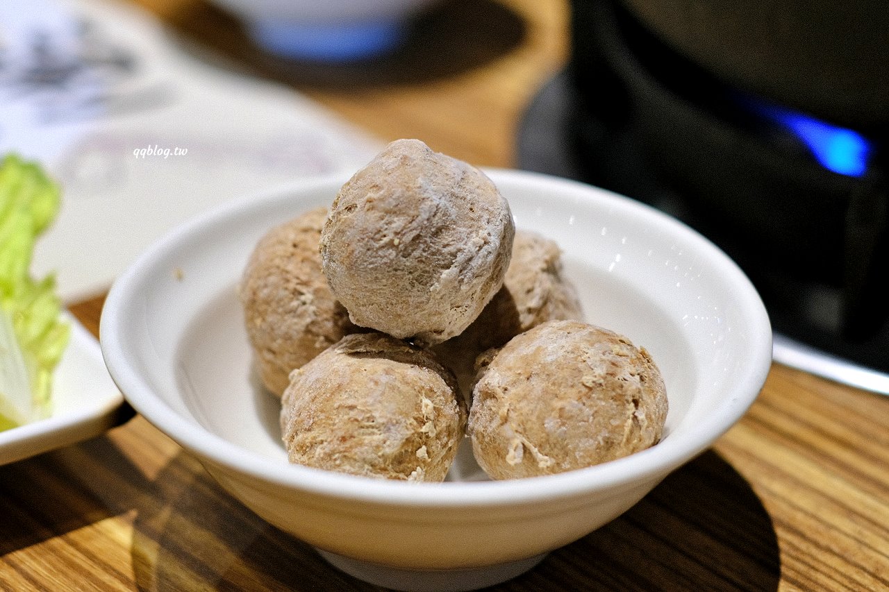 台中北屯︱尚牛二館，台中也有溫體牛肉湯，每天現宰直送最新鮮，2020年米其林必比登推薦 @QQ的懶骨頭