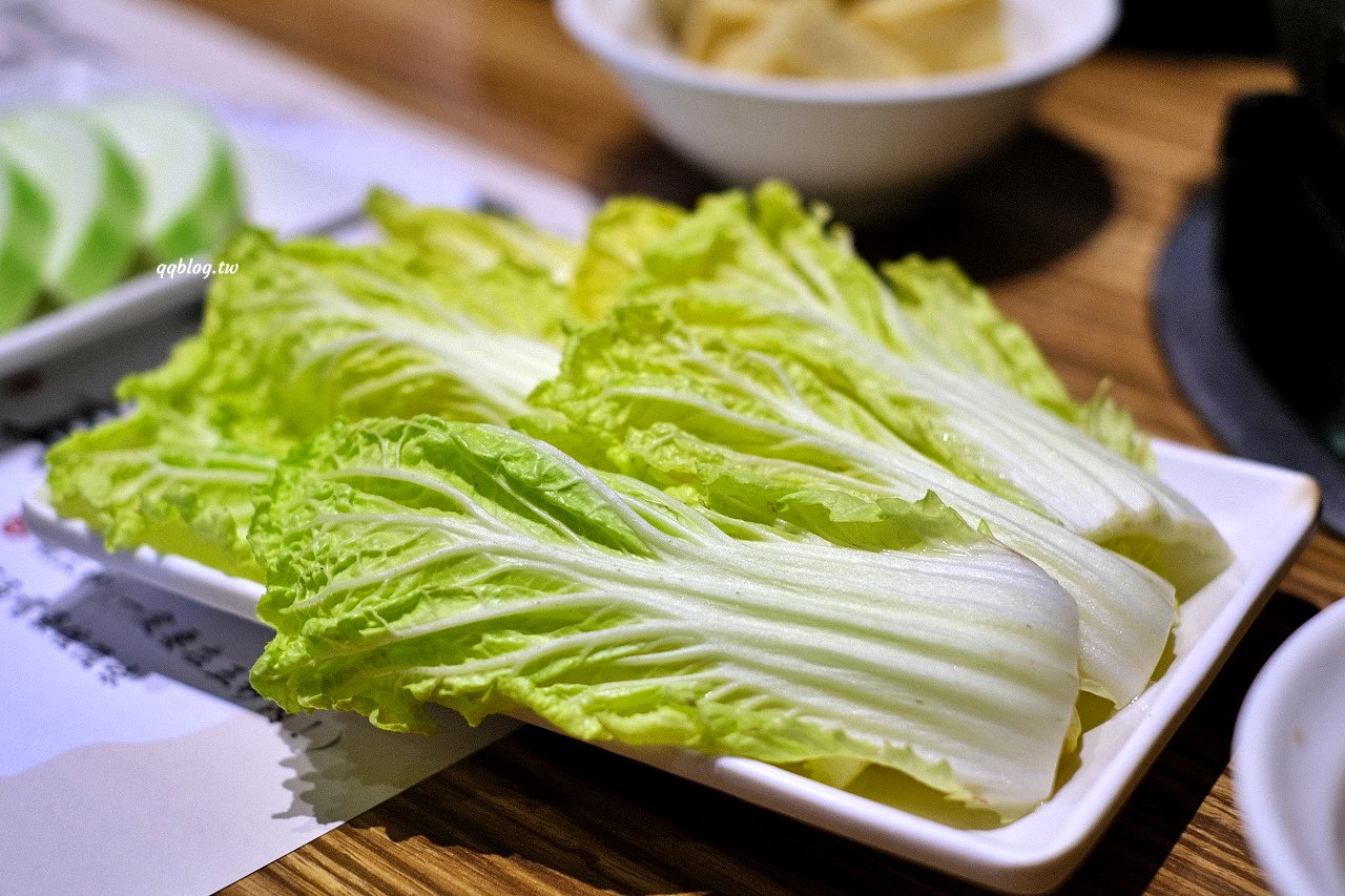 台中北屯︱尚牛二館，台中也有溫體牛肉湯，每天現宰直送最新鮮，2020年米其林必比登推薦 @QQ的懶骨頭