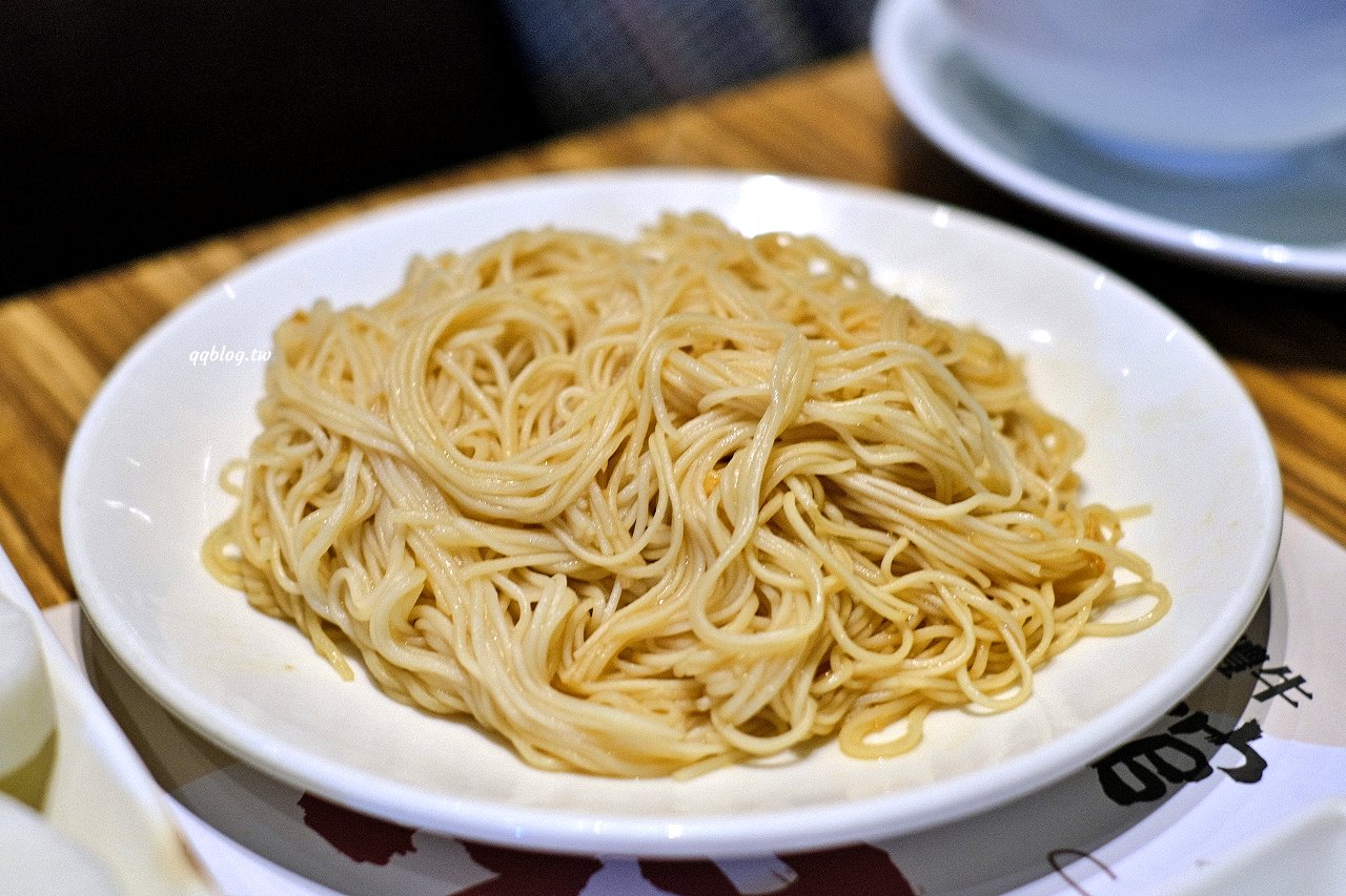 台中北屯︱尚牛二館，台中也有溫體牛肉湯，每天現宰直送最新鮮，2020年米其林必比登推薦 @QQ的懶骨頭