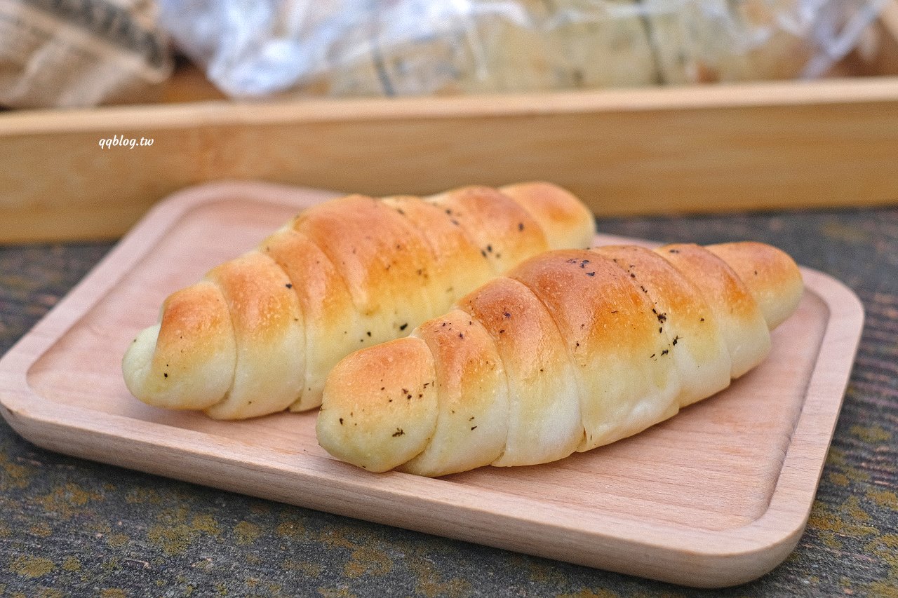 宜蘭羅東︱ca:san烘焙坊．日本媽媽的手作麵包，一星期只營業四天，每天供應的口味也不一樣 @QQ的懶骨頭