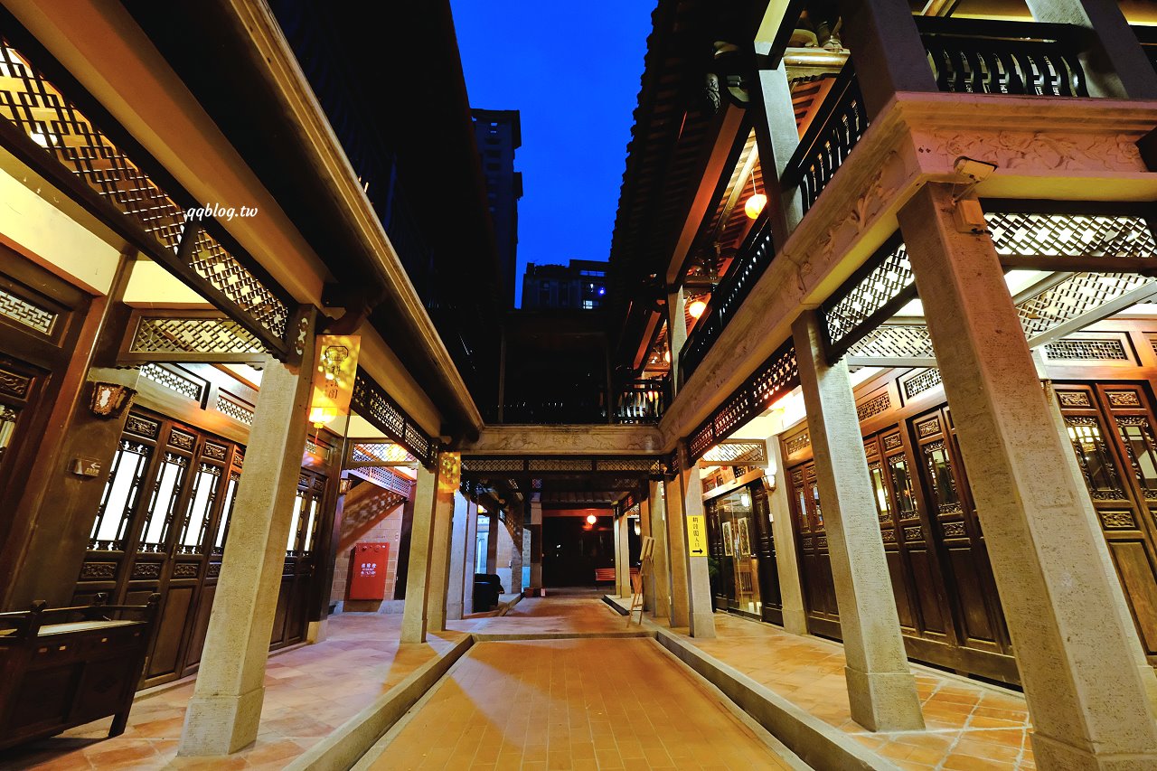 台中北屯︱耕讀園書香茶坊@民俗公園店．古色古香氛圍感十足的用餐環境，越夜越美麗 @QQ的懶骨頭