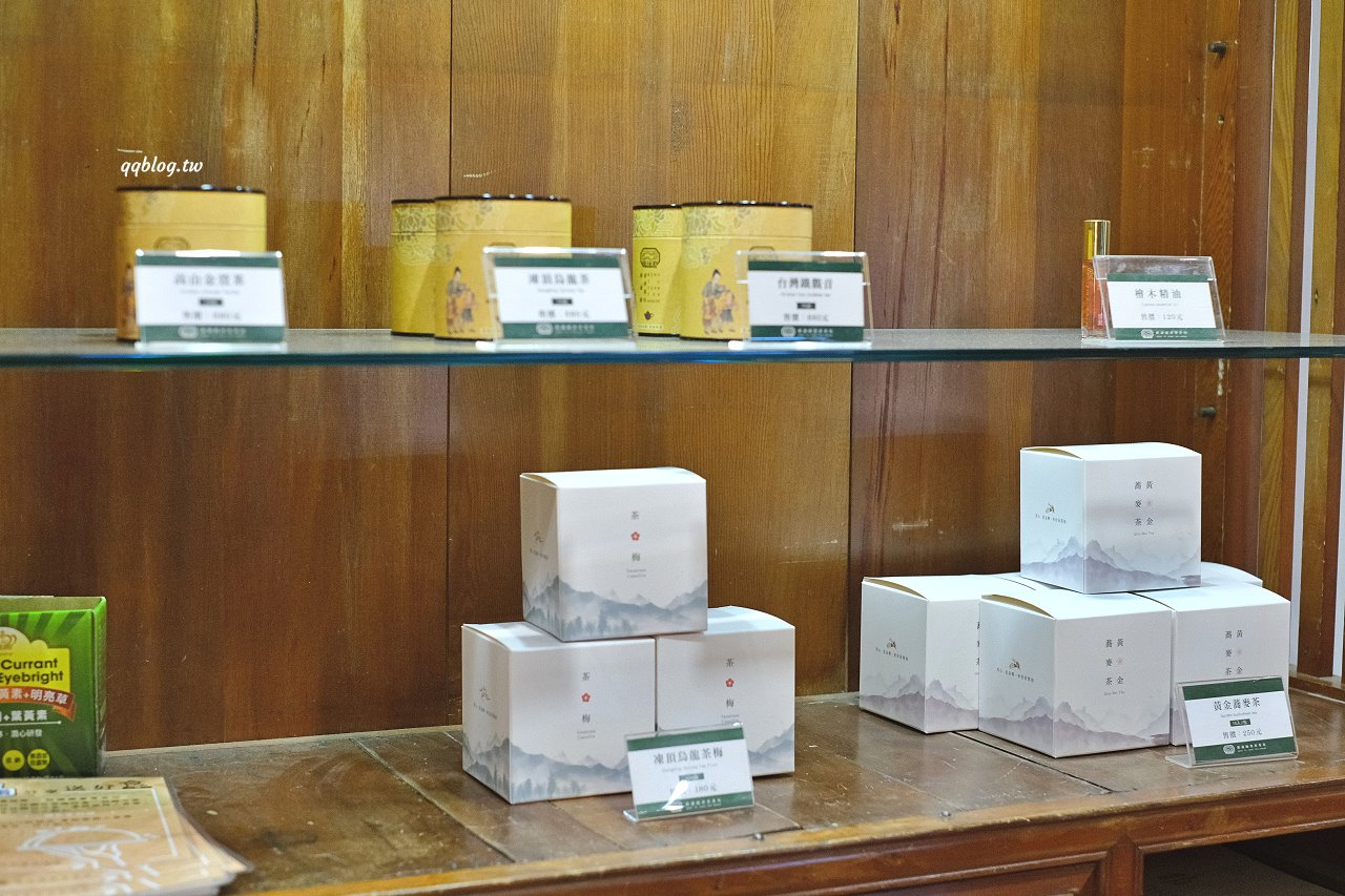 台中北屯︱耕讀園書香茶坊@民俗公園店．古色古香氛圍感十足的用餐環境，越夜越美麗 @QQ的懶骨頭