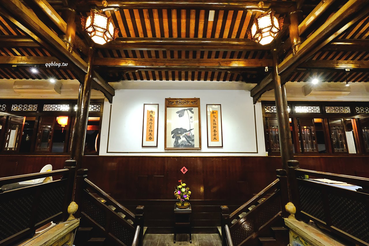 台中北屯︱耕讀園書香茶坊@民俗公園店．古色古香氛圍感十足的用餐環境，越夜越美麗 @QQ的懶骨頭