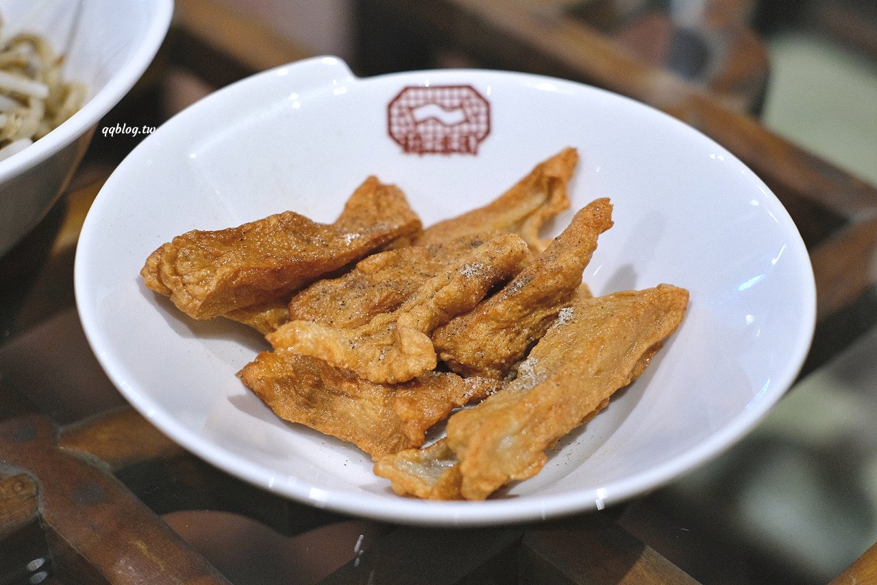 台中北屯︱耕讀園書香茶坊@民俗公園店．古色古香氛圍感十足的用餐環境，越夜越美麗 @QQ的懶骨頭