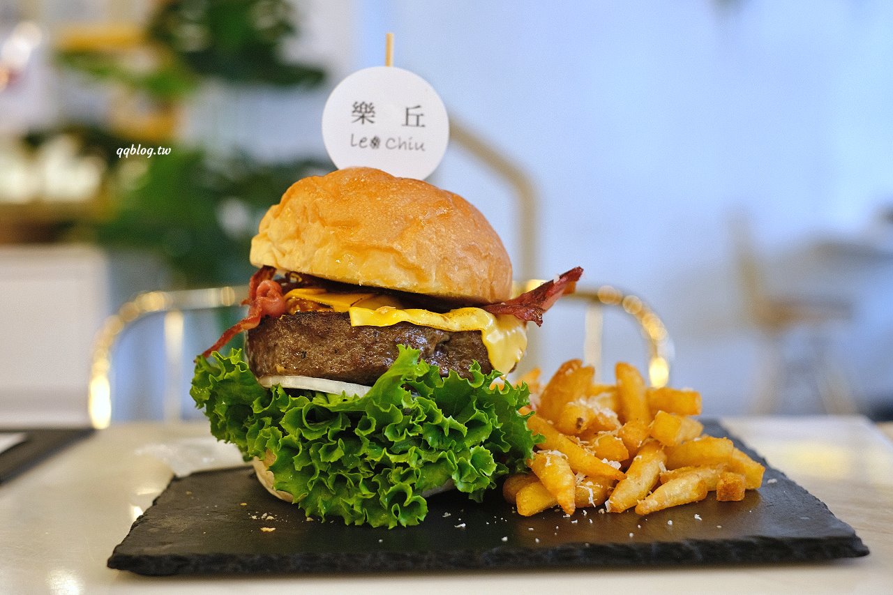 台中龍井︱樂丘廚房．東海人氣餐廳，餐點選擇性多，也是個適合拍照打卡的網美店 @QQ的懶骨頭