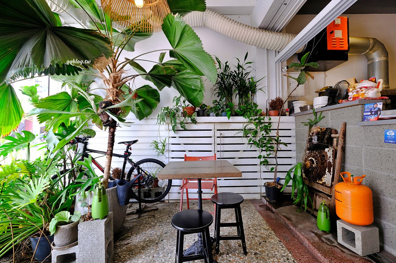 台中豐原︱木林森早午餐．充滿綠意的全天候早午餐，餐點選擇性多，口味也很好 @QQ的懶骨頭