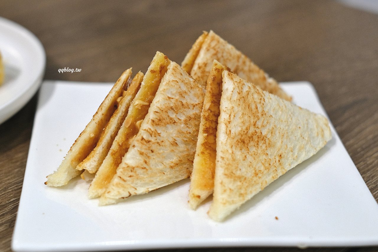 台中豐原︱木林森早午餐．充滿綠意的全天候早午餐，餐點選擇性多，口味也很好 @QQ的懶骨頭