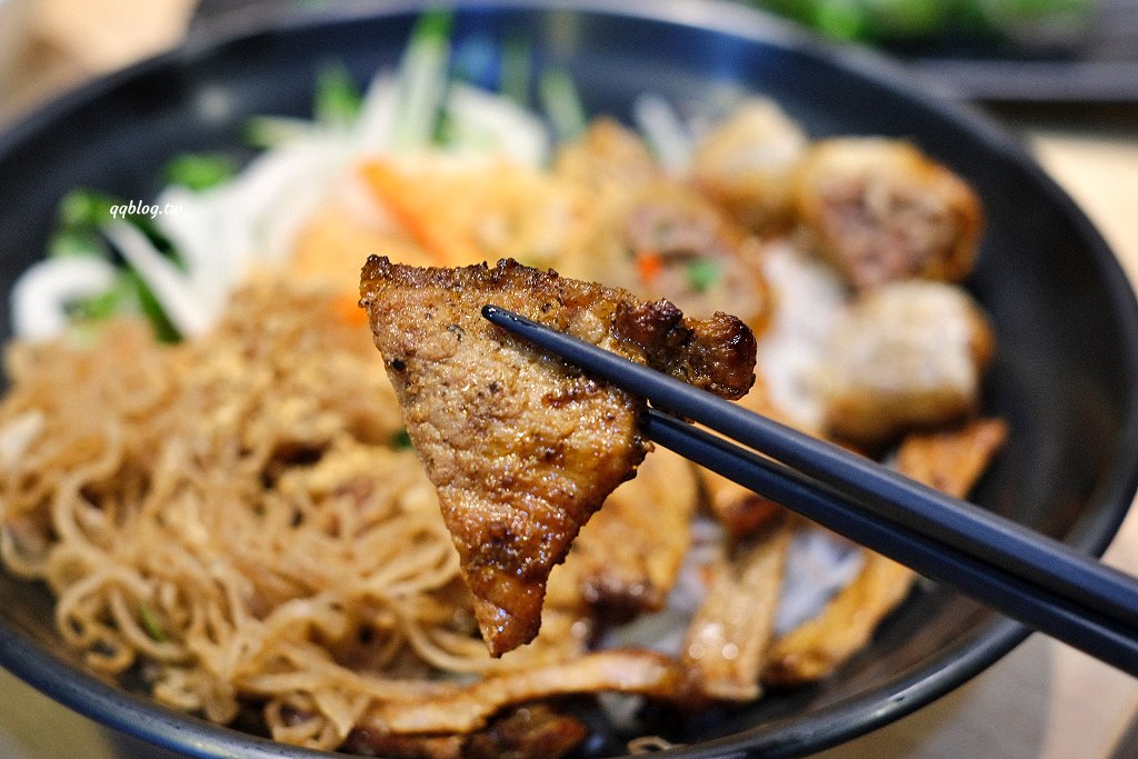 台中神岡︱PHO LONG 越南料理．平價又美味的越南料理，吃了好多年還是吃不膩 @QQ的懶骨頭