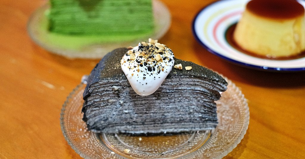 台中西區︱多美咖啡．沒有名字的咖啡館有名字了，轉身變成氛圍感十足的咖啡館 @QQ的懶骨頭