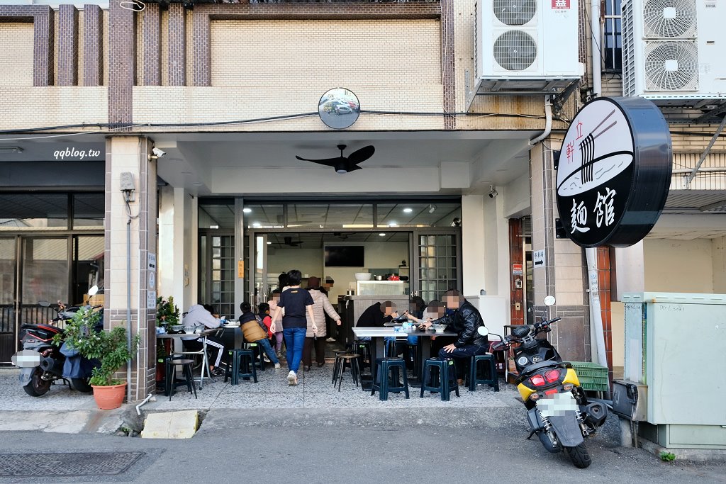 苗栗卓蘭︱立軒麵館．Google評價4.6顆星的客家早午餐麵食，軟嫩豬頭肉要早點來才吃得到，點滿一桌是必需的 @QQ的懶骨頭