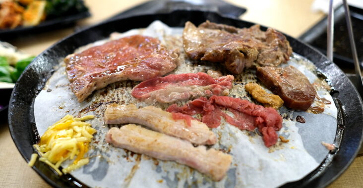 台中大雅︱肉鮮生韓式烤肉 Mr.M.EAT．平價烤肉每人369元吃到飽，炸物、飲料、冰品、粥品無限享用 @QQ的懶骨頭