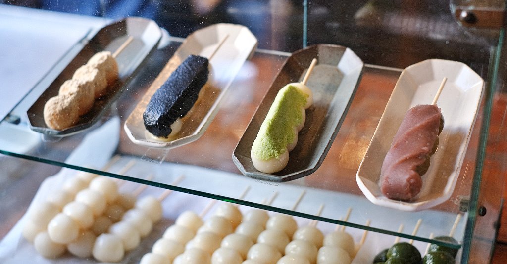 台中西屯︱良心製菓．在塌塌米上享用烤糰子，日式氛圍感十足 @QQ的懶骨頭