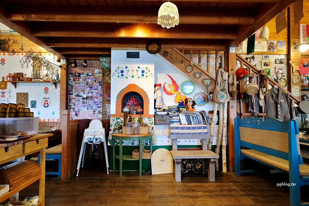 台中東勢︱廚匠-白俄羅斯娃娃的家．有著寬闊草坪可以嬉戲的異國料理餐廳 @QQ的懶骨頭